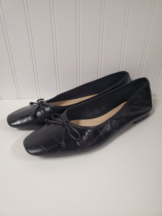 Shoes Flats By Cmc In Black, Size: 10