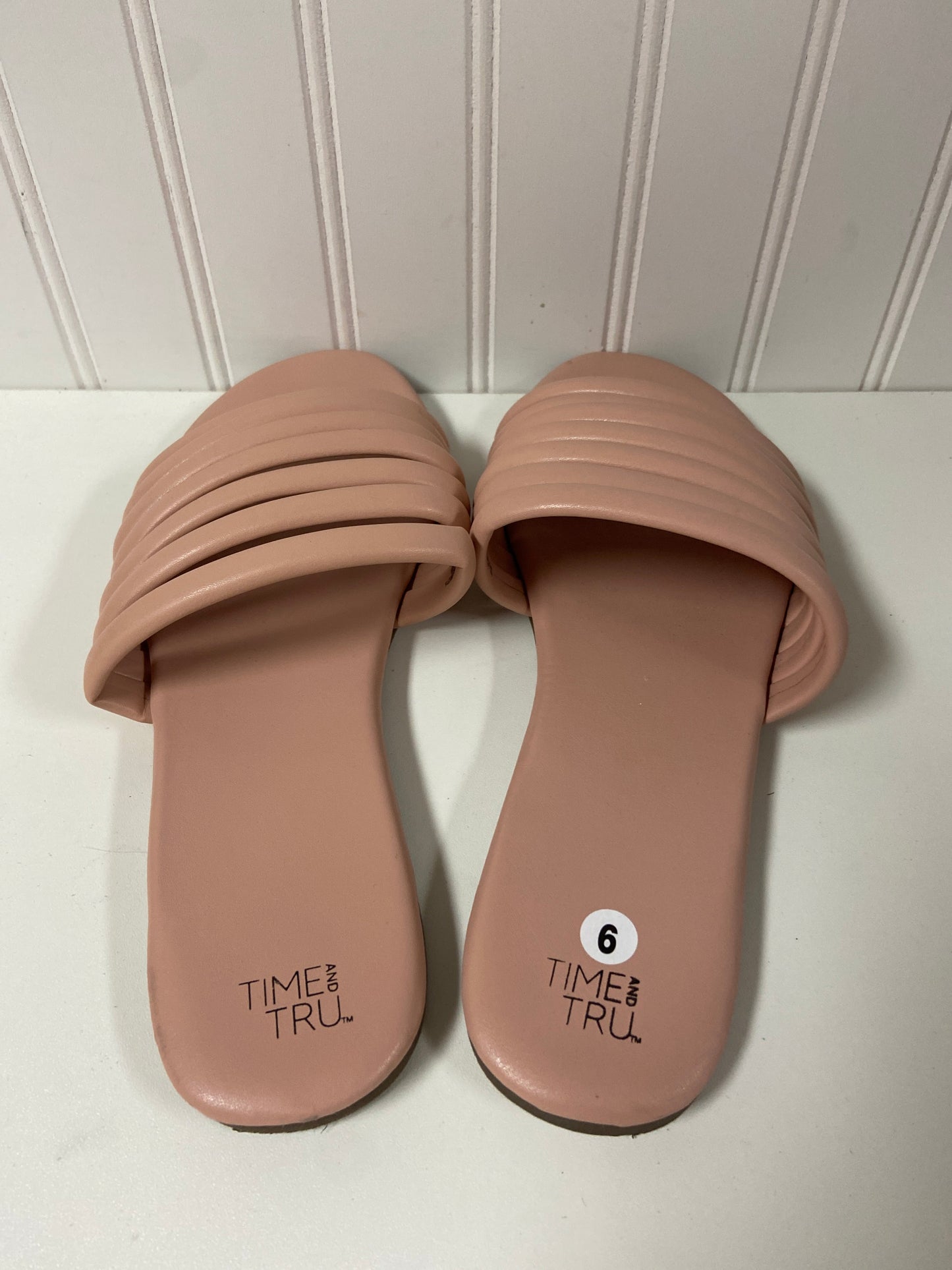 Pink Sandals Flats Time And Tru, Size 9