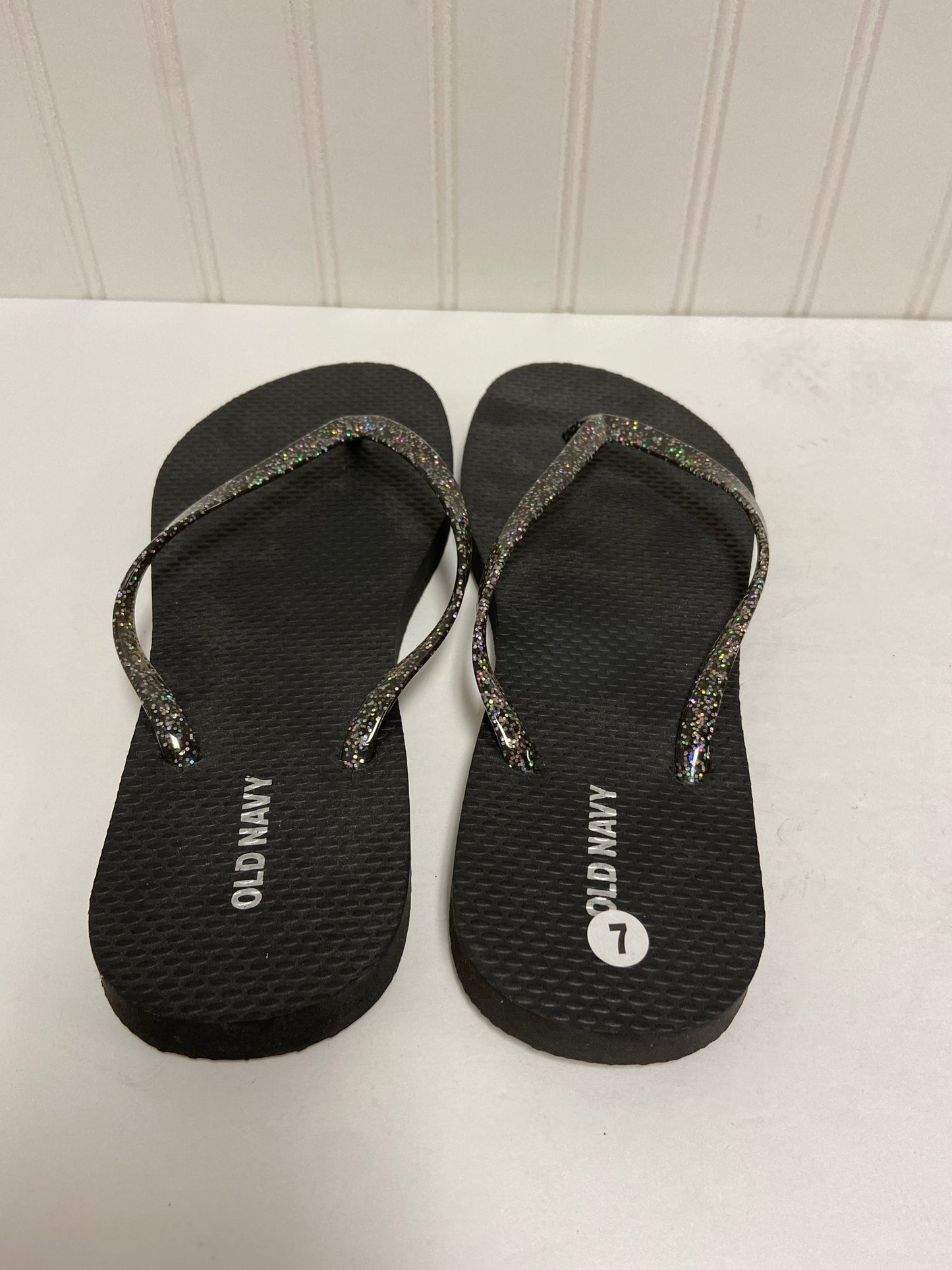 Black Sandals Flip Flops Old Navy, Size 7