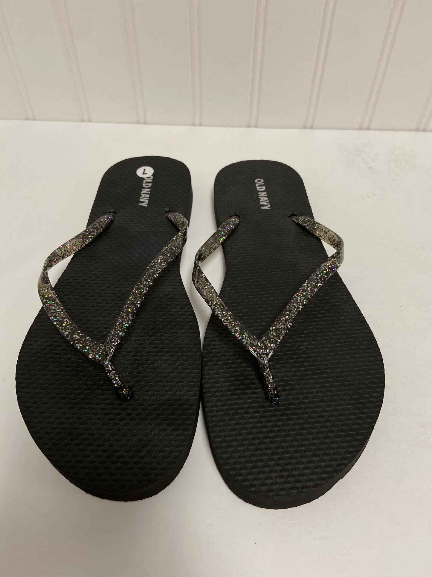 Black Sandals Flip Flops Old Navy, Size 7