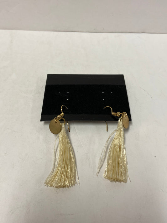 Earrings Dangle/drop Clothes Mentor