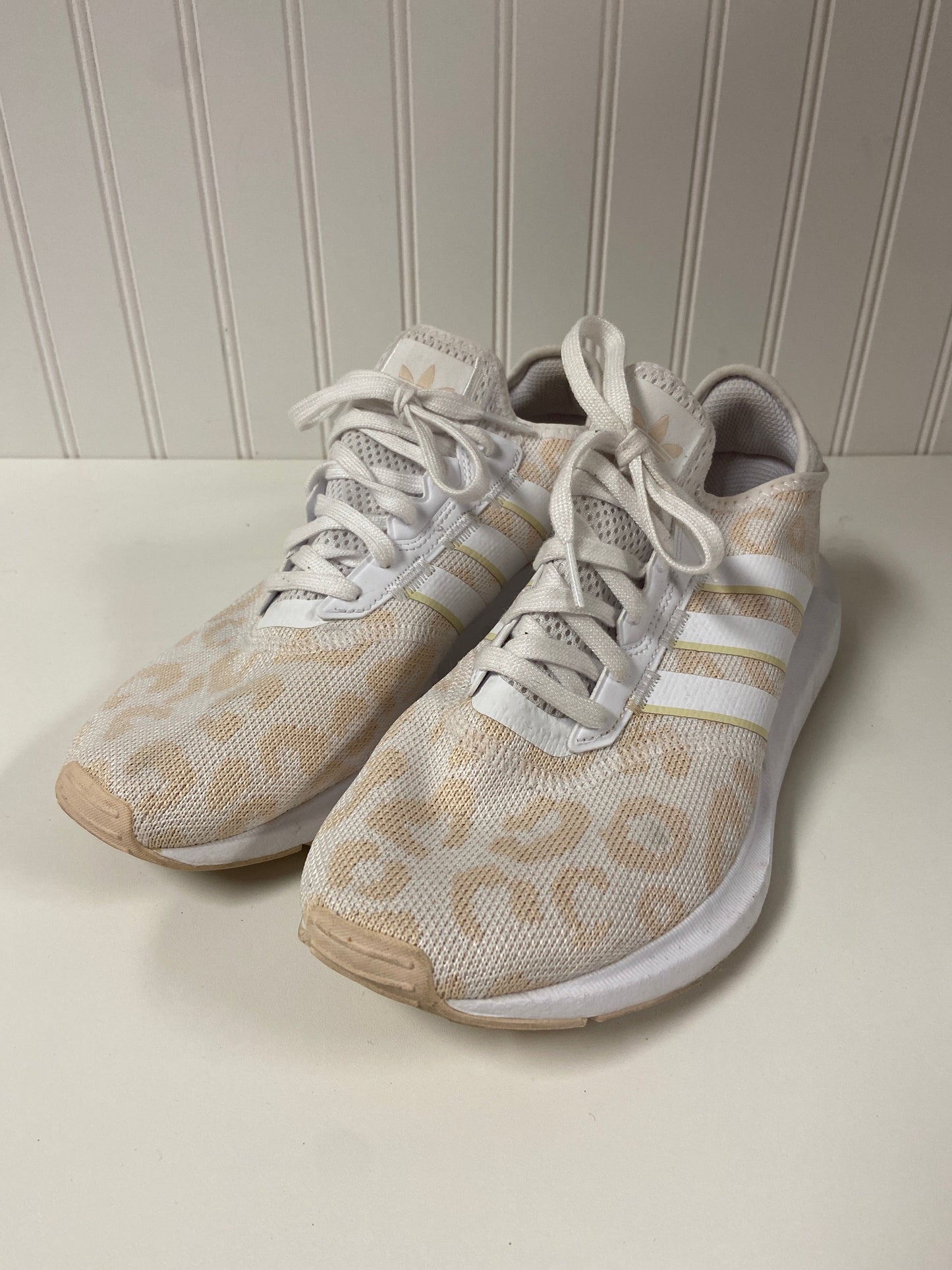 Shoes Athletic By Adidas In Animal Print, Size: 10