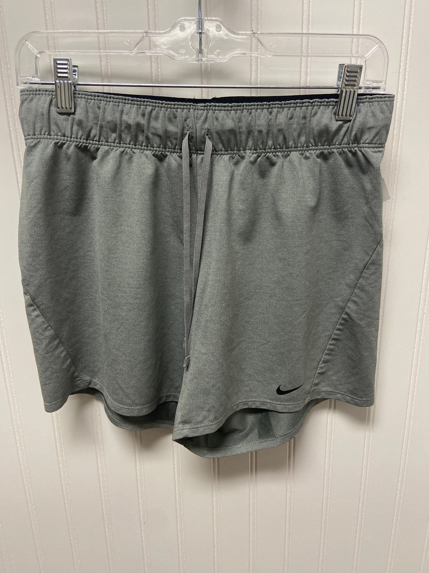 Athletic Shorts By Nike In Grey, Size: S