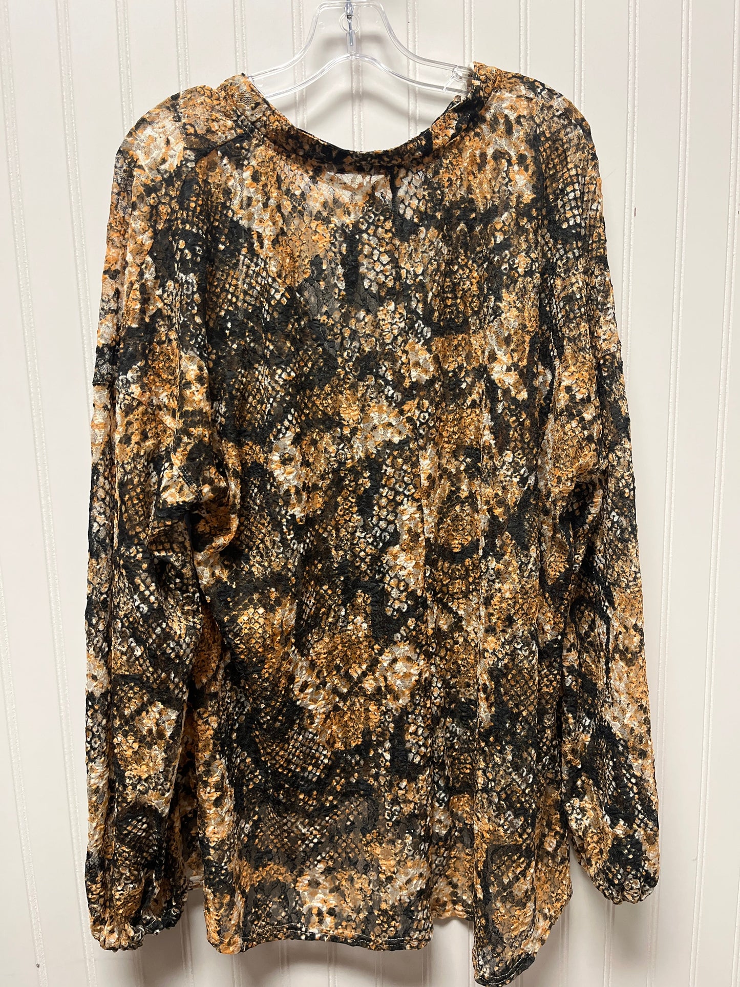 Top Long Sleeve By Free People In Black & Orange, Size: L