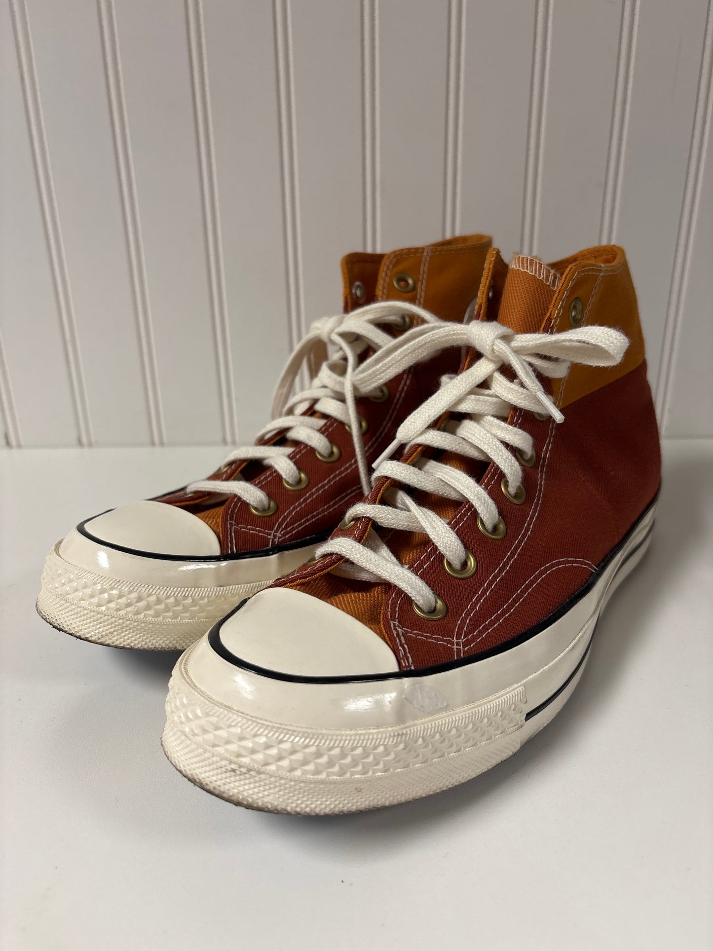 Shoes Sneakers By Converse In Orange & Red, Size: 10.5