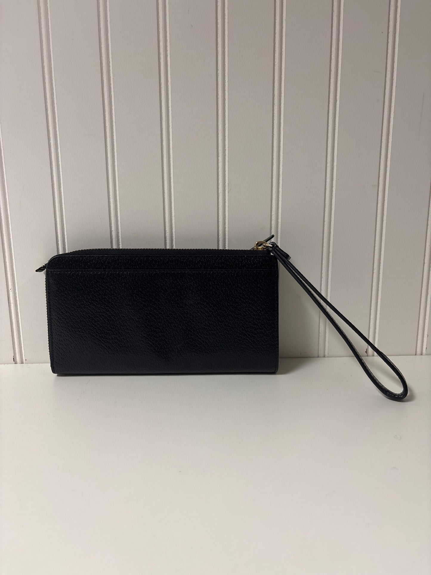 Wristlet Designer By Kate Spade, Size: Medium