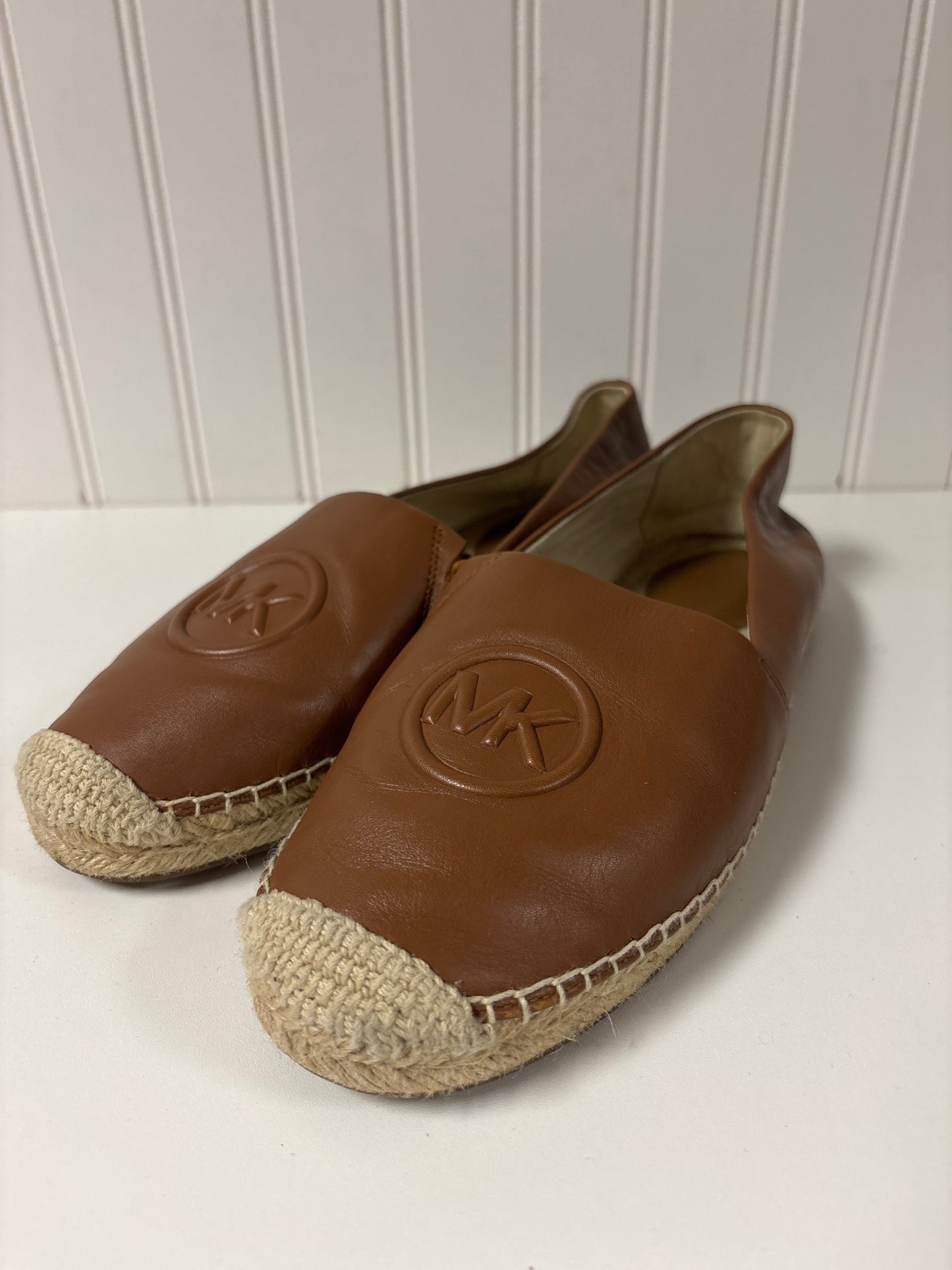 Shoes Flats By Michael By Michael Kors In Brown & Cream, Size: 8