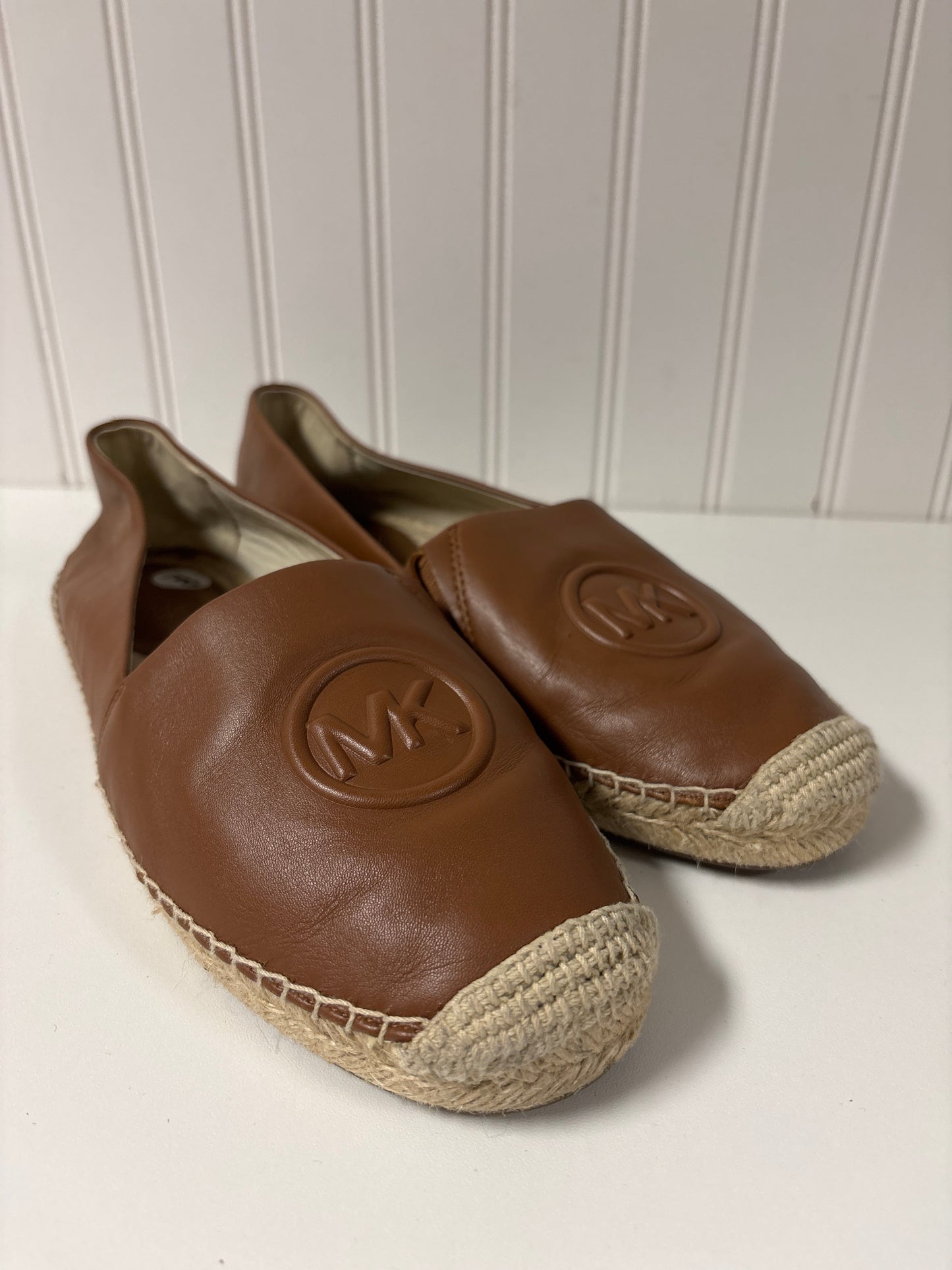 Shoes Flats By Michael By Michael Kors In Brown & Cream, Size: 8