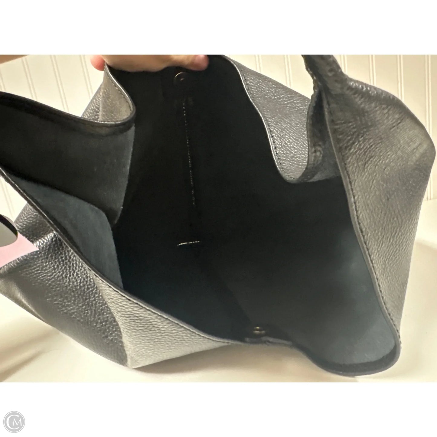 Tote By Clothes Mentor, Size: Large