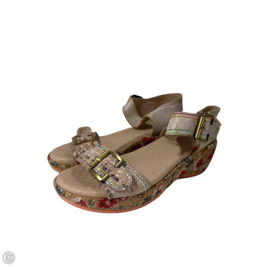 Sandals Heels Wedge By Spring Step In Floral Print, Size: 6.5