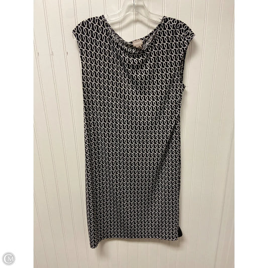 Dress Casual Short By Chicos In Black & White, Size: M