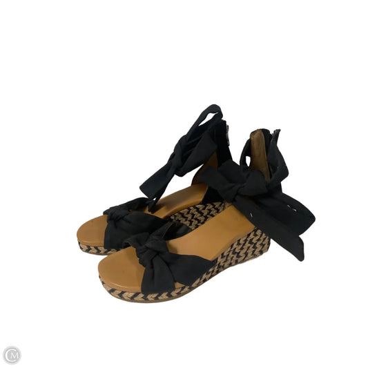 Sandals Designer By Ugg In Black & Tan, Size: 6