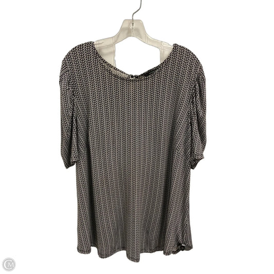 Top Short Sleeve By Adrianna Papell In Black & White, Size: 1x