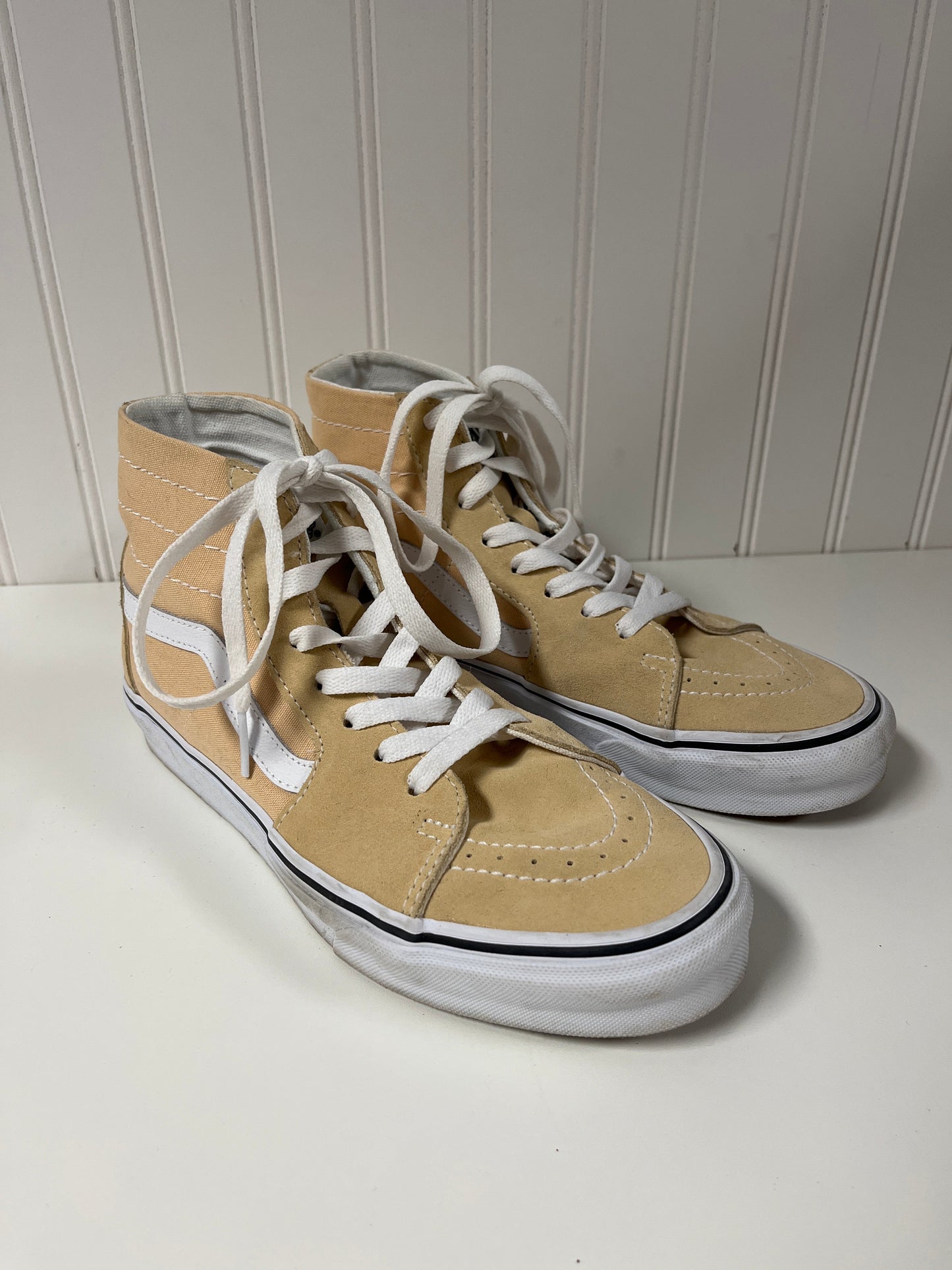 Shoes Sneakers By Vans In Peach, Size: 8.5