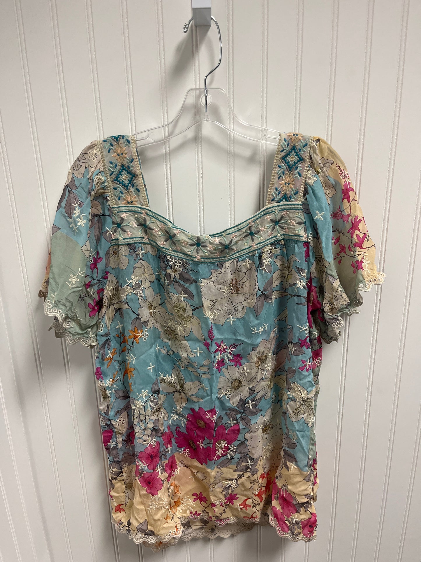 Top Short Sleeve By Johnny Was In Blue & Tan, Size: L