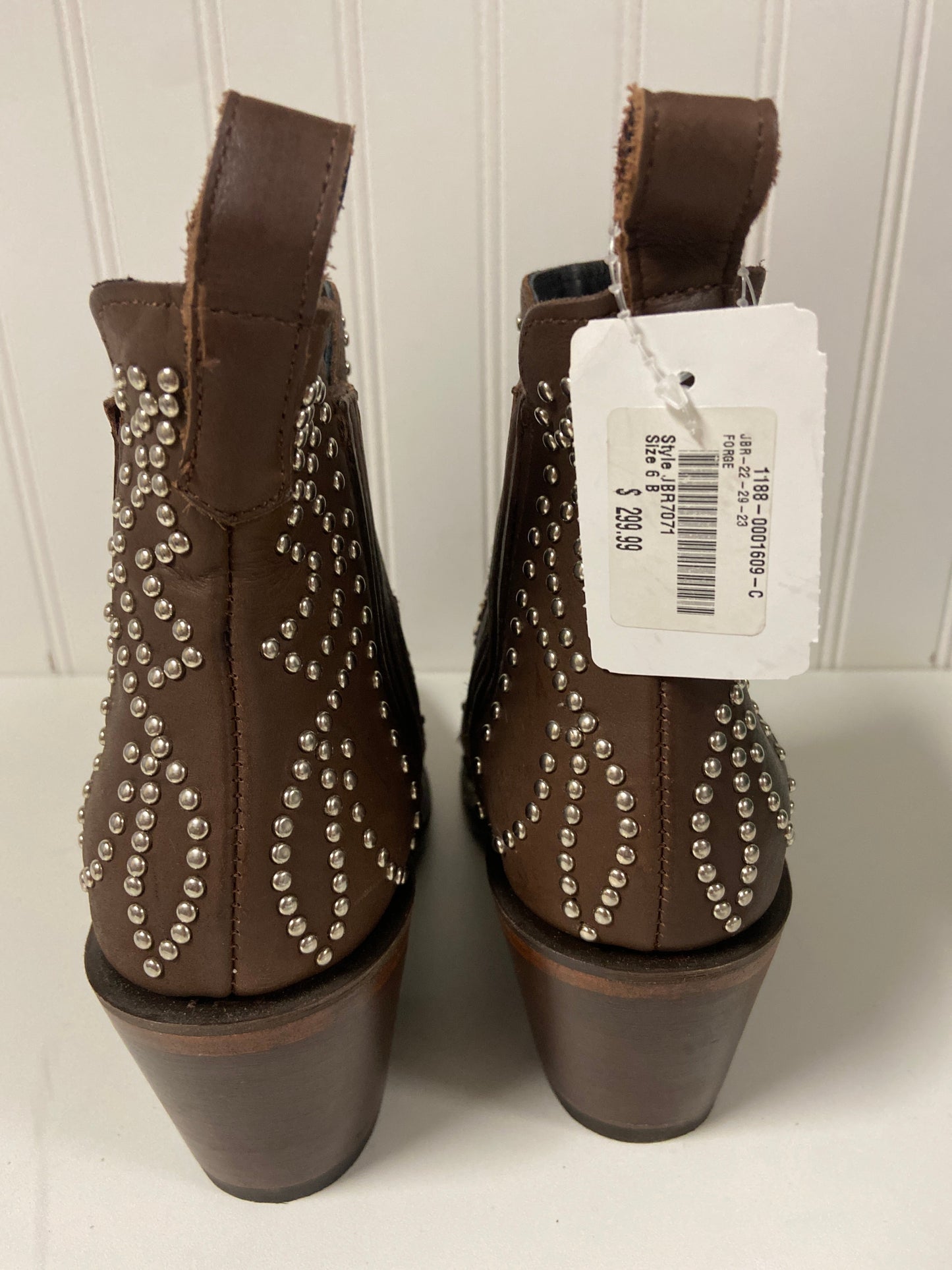 Boots Leather By Cmb In Brown, Size: 6