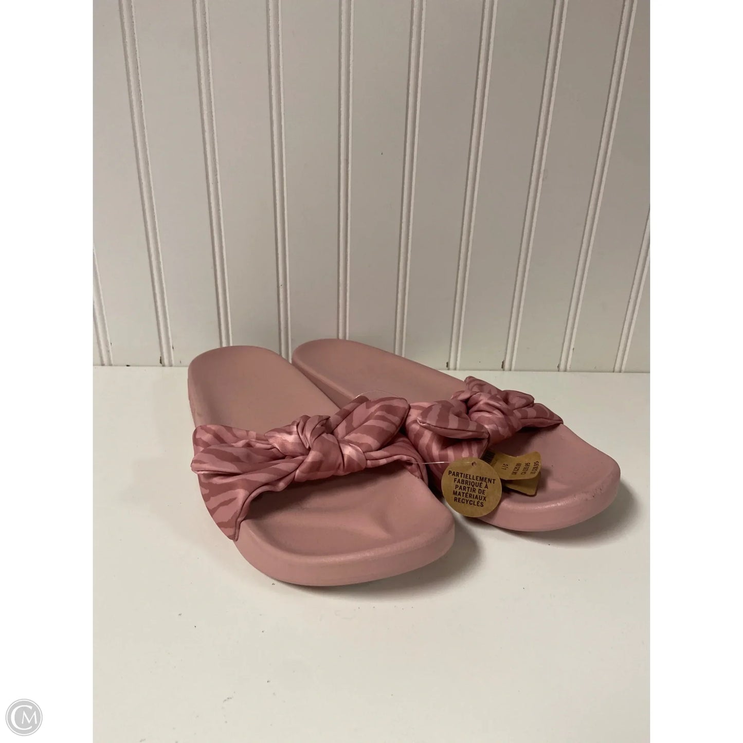 Sandals Flats By Pink In Pink, Size: 9