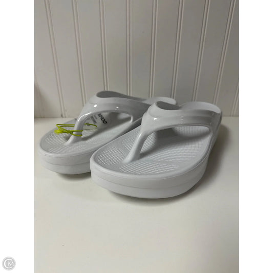 Sandals Flip Flops By Oofos In White, Size: 10
