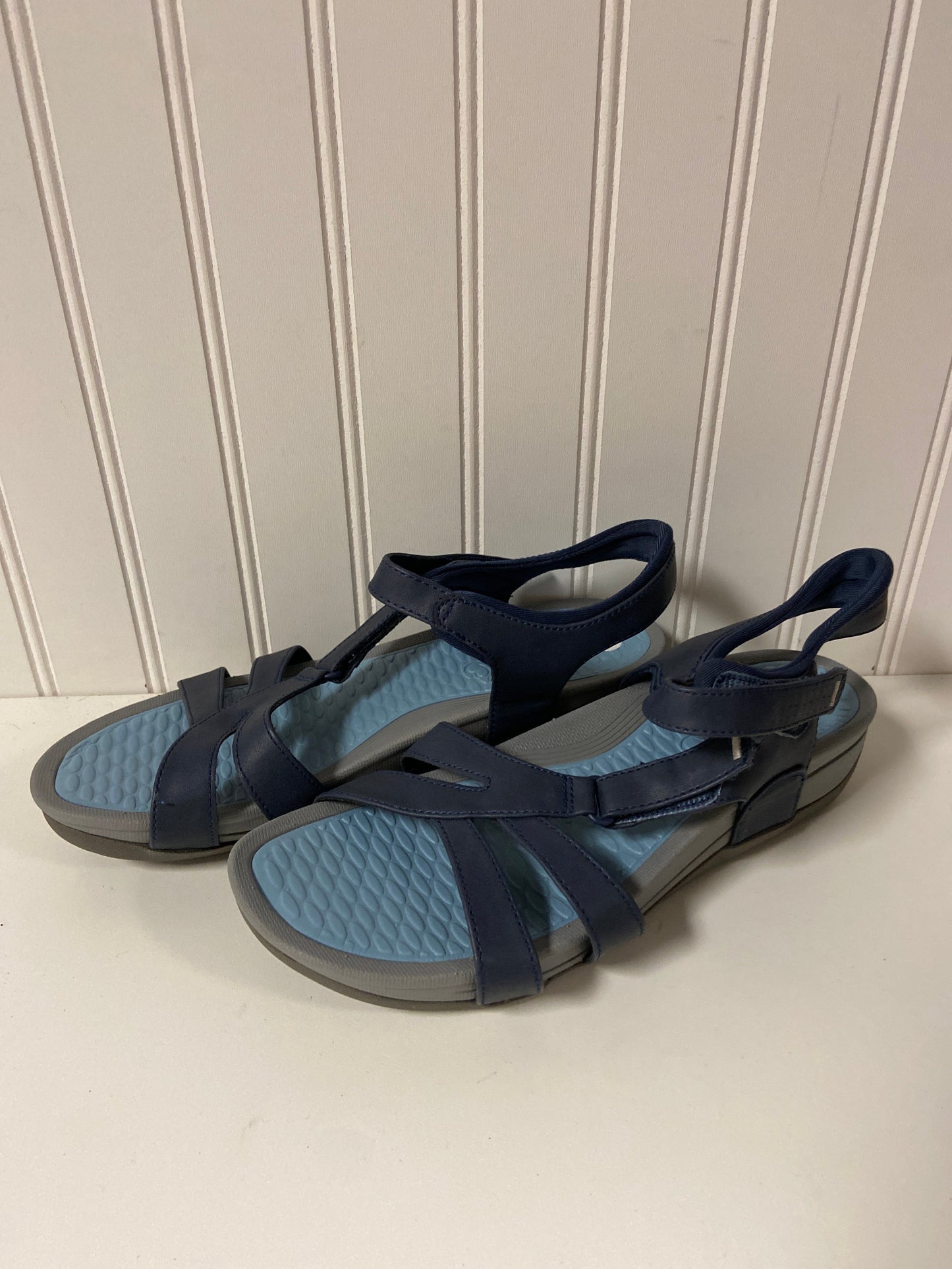 Sandals Flats By Bare Traps In Blue, Size: 9