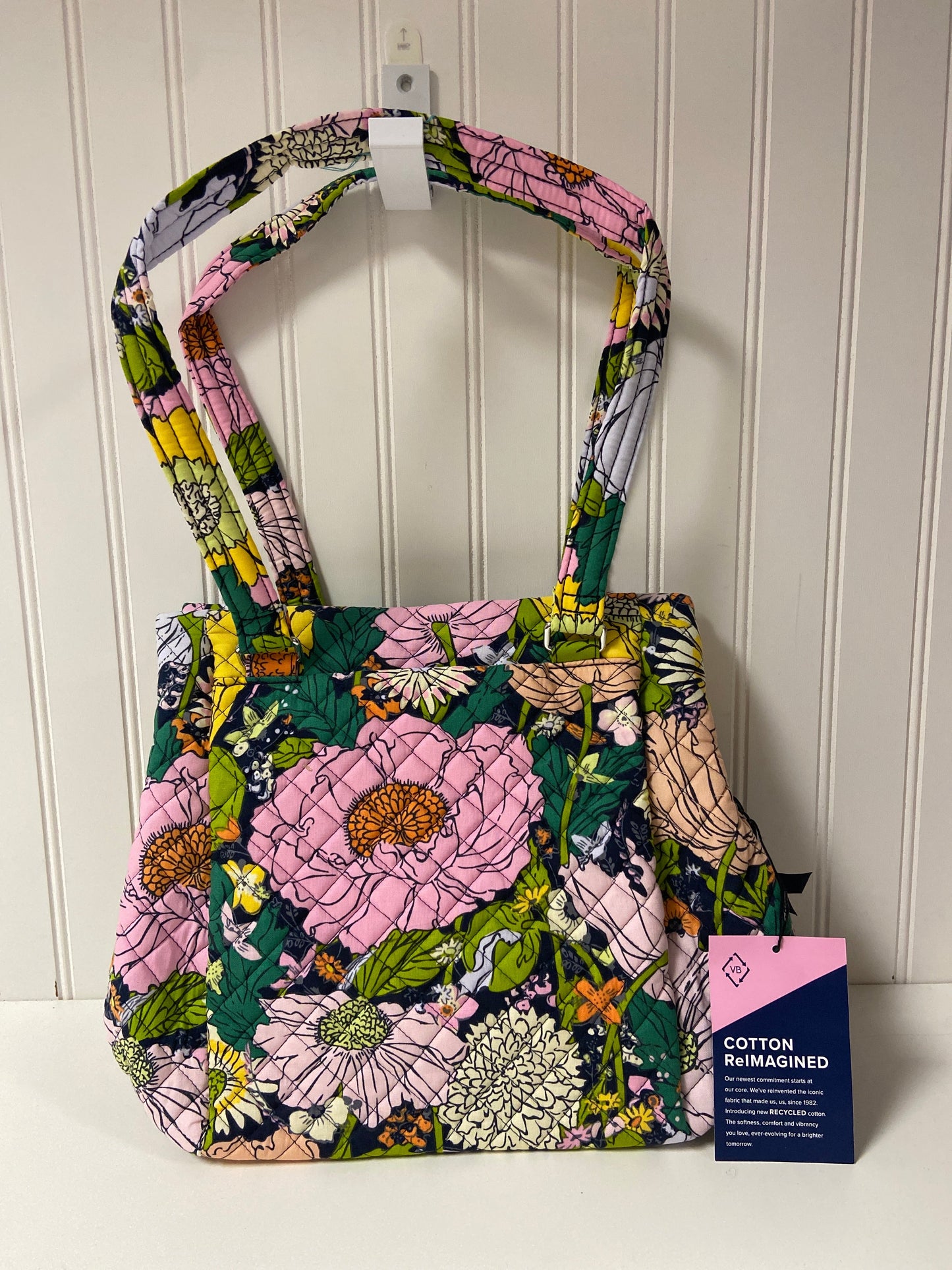 Handbag By Vera Bradley, Size: Large