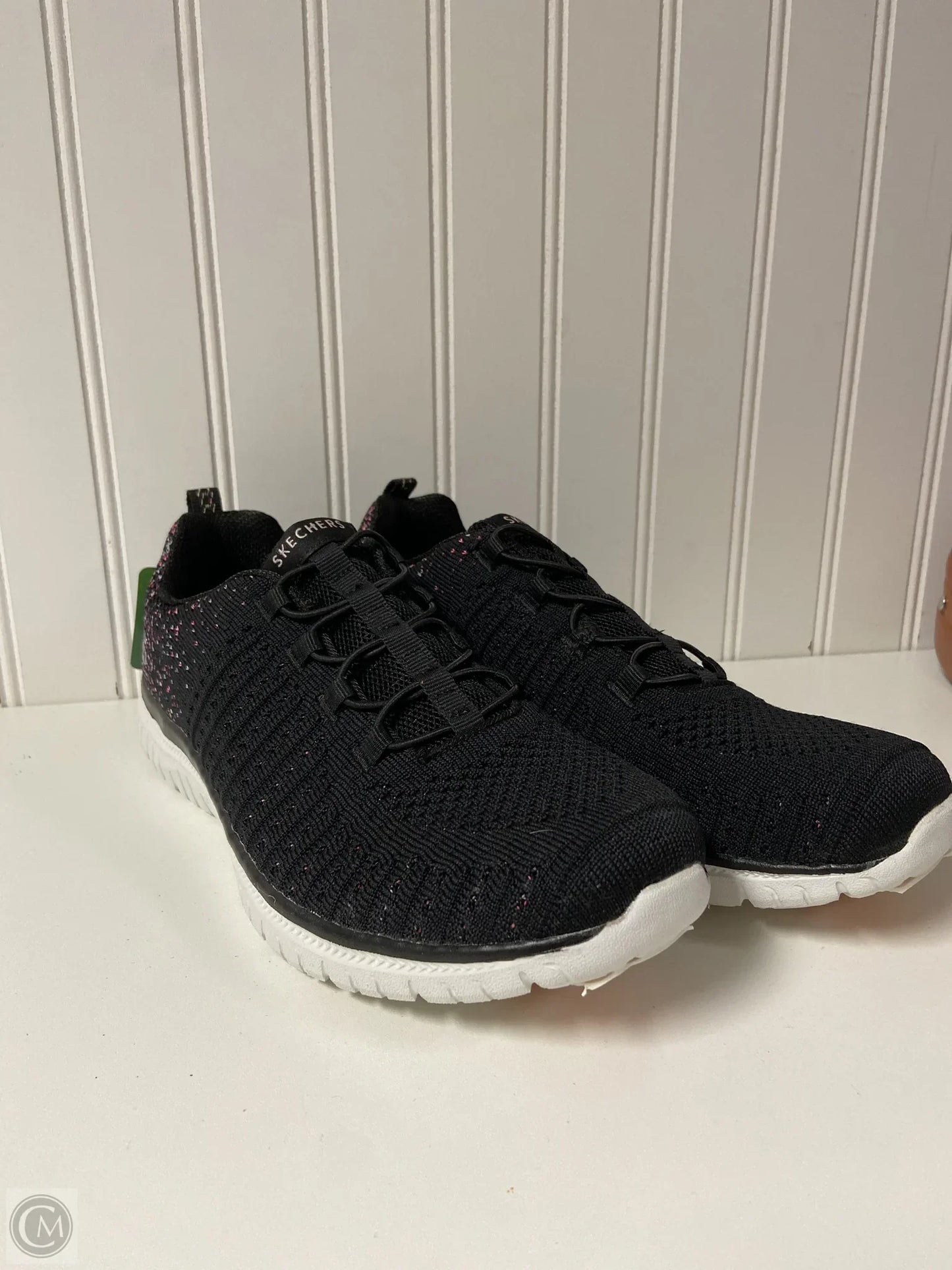 Shoes Athletic By Skechers In Black, Size: 9.5