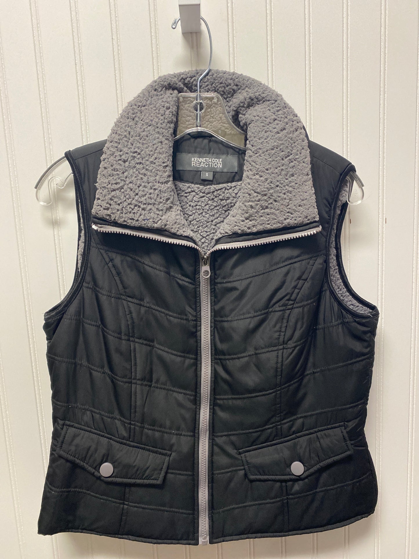 Vest Faux Fur & Sherpa By Kenneth Cole Reaction In Black & Grey, Size: S