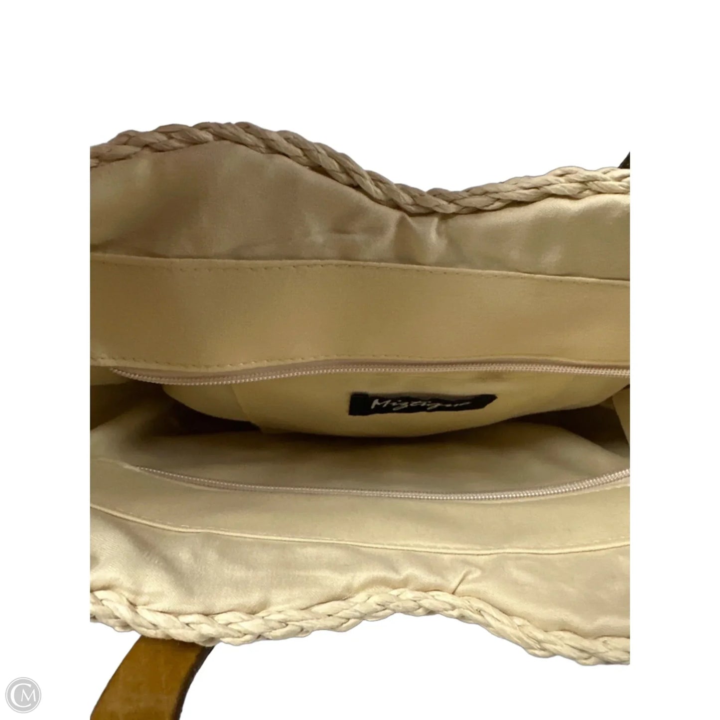 Handbag By Clothes Mentor, Size: Medium