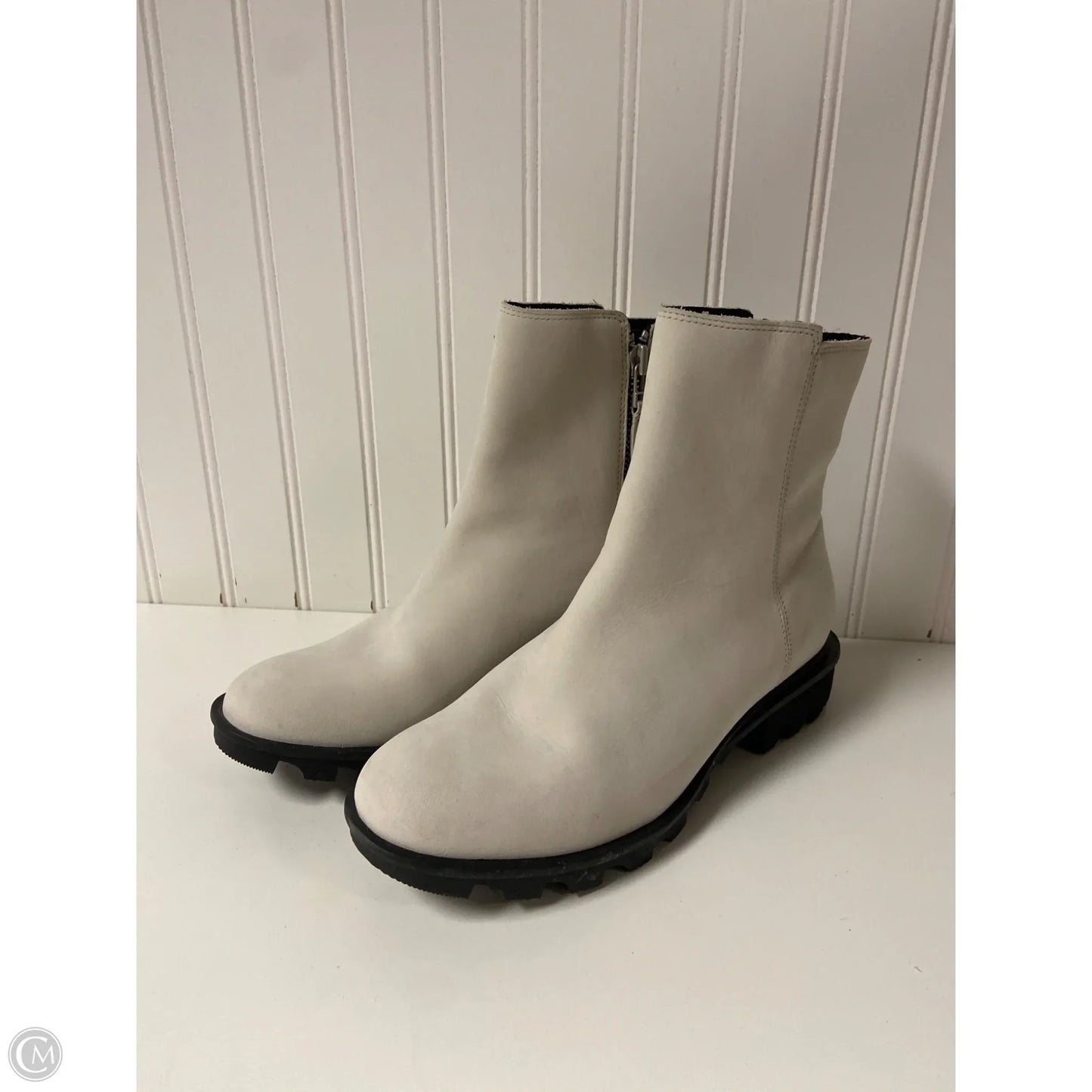 Boots Ankle Heels By Sorel In White, Size: 9
