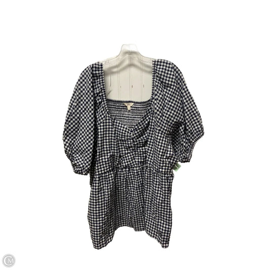 Top Short Sleeve By Terra & Sky In Blue, Size: 4x