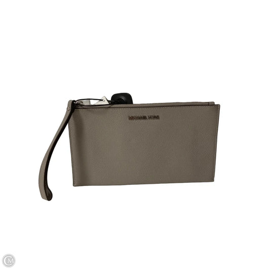 Wristlet Designer By Michael Kors, Size: Large