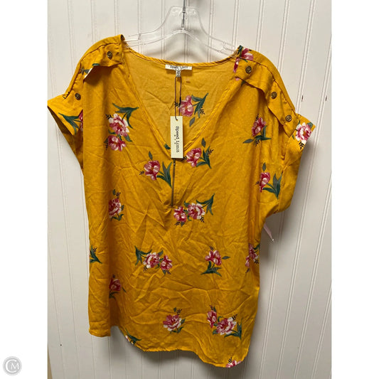Top Short Sleeve By Clothes Mentor In Yellow, Size: 2x