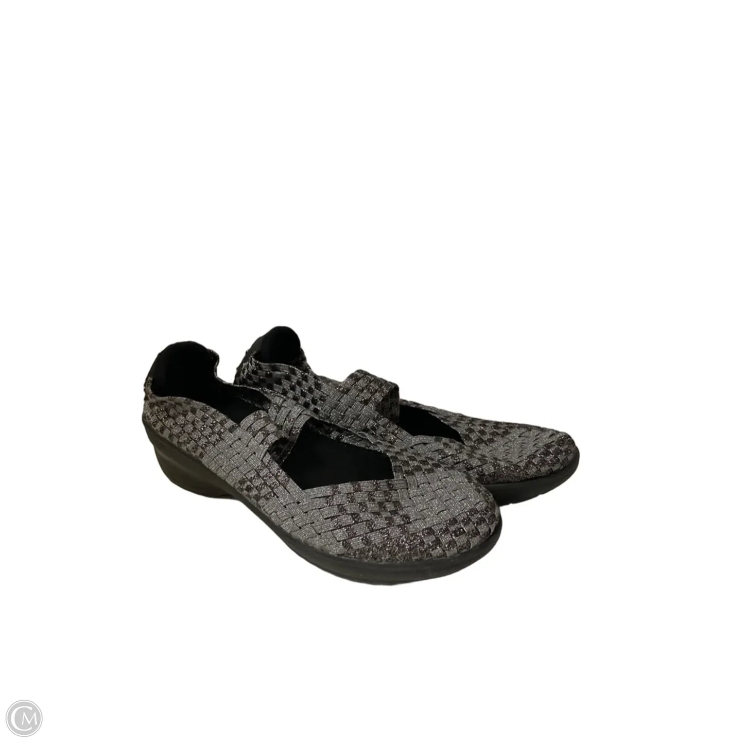 Shoes Flats By New Balance In Silver, Size: 8