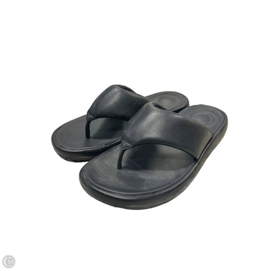 Sandals Flats By Fitflop In Black, Size: 8