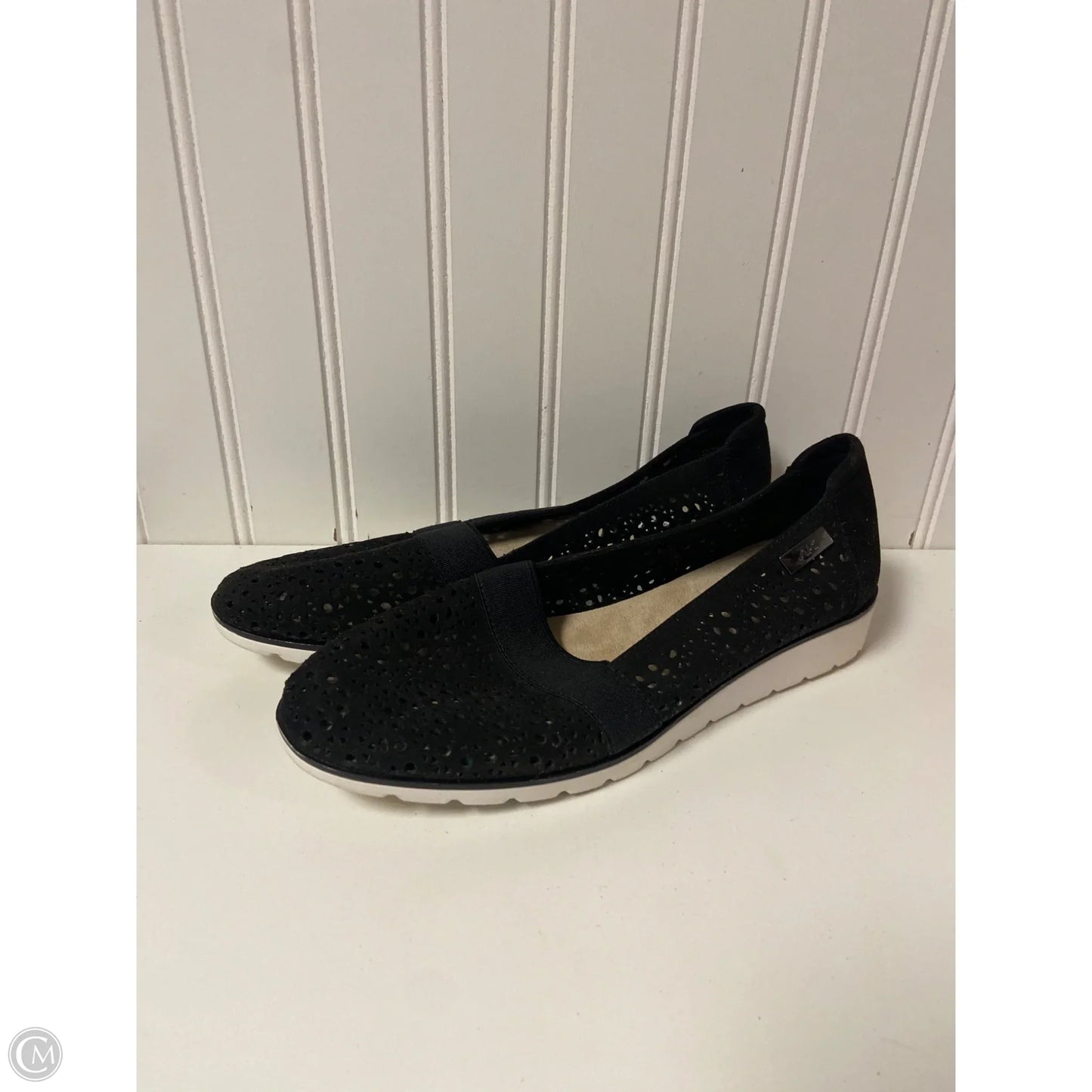Shoes Flats By Anne Klein In Black, Size: 6.5