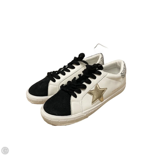 Shoes Flats By Clothes Mentor In Black & White, Size: 10