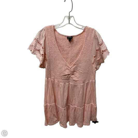 Top Short Sleeve By Torrid In Pink, Size: L