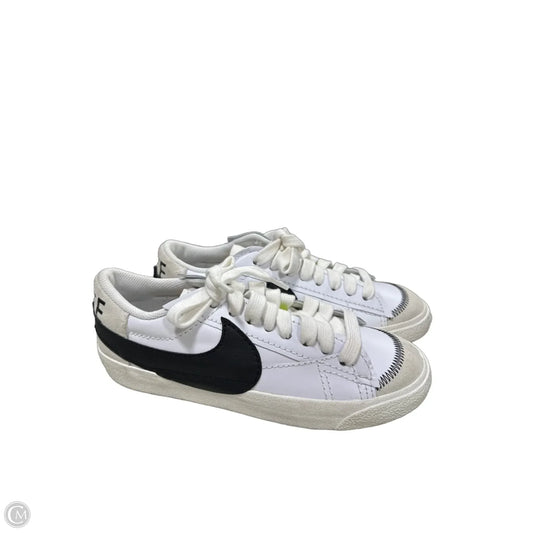 Shoes Athletic By Nike In White, Size: 9.5