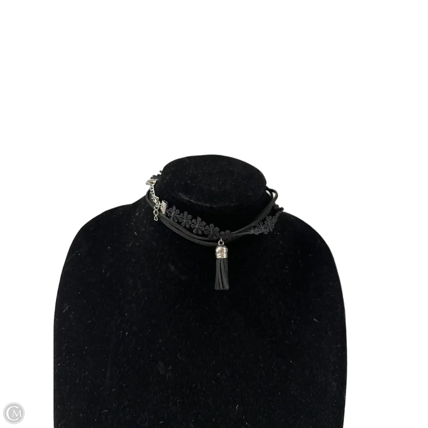 Necklace Choker & Collar By Clothes Mentor, Size: 02 Piece Set