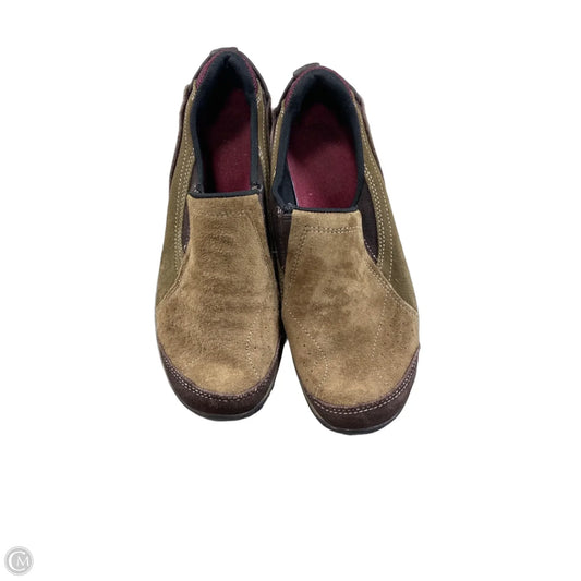 Shoes Flats By Merrell In Brown & Purple, Size: 8