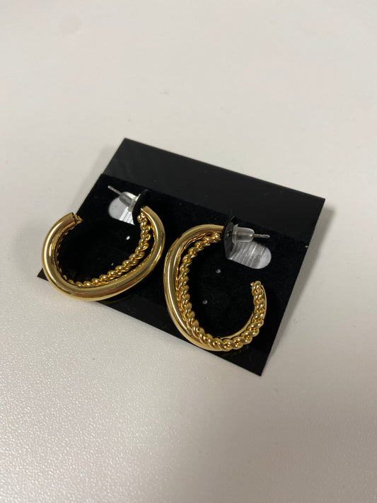 Earrings Other By Clothes Mentor  Size: 1