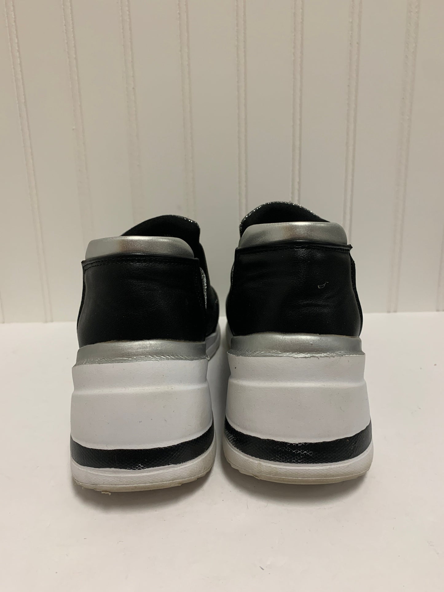 Shoes Sneakers Platform By Echo  Size: 8.5