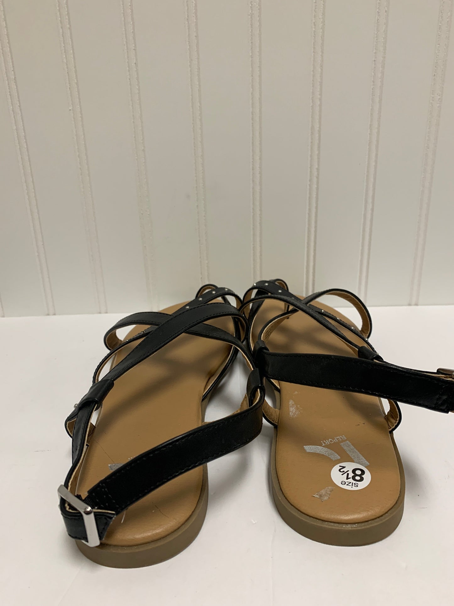 Sandals Flats By Report  Size: 9.5
