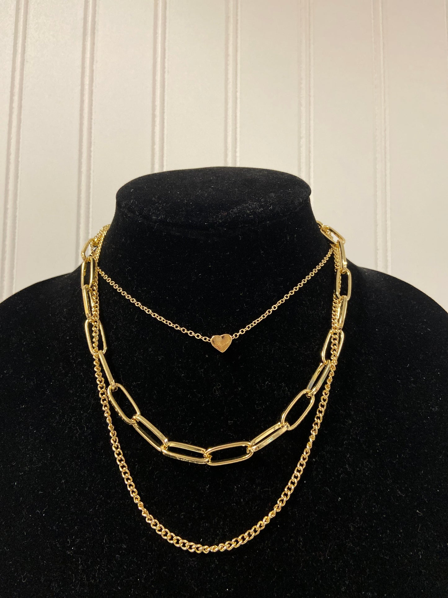 Necklace Layered By Catherine Malandrino  Size: 1