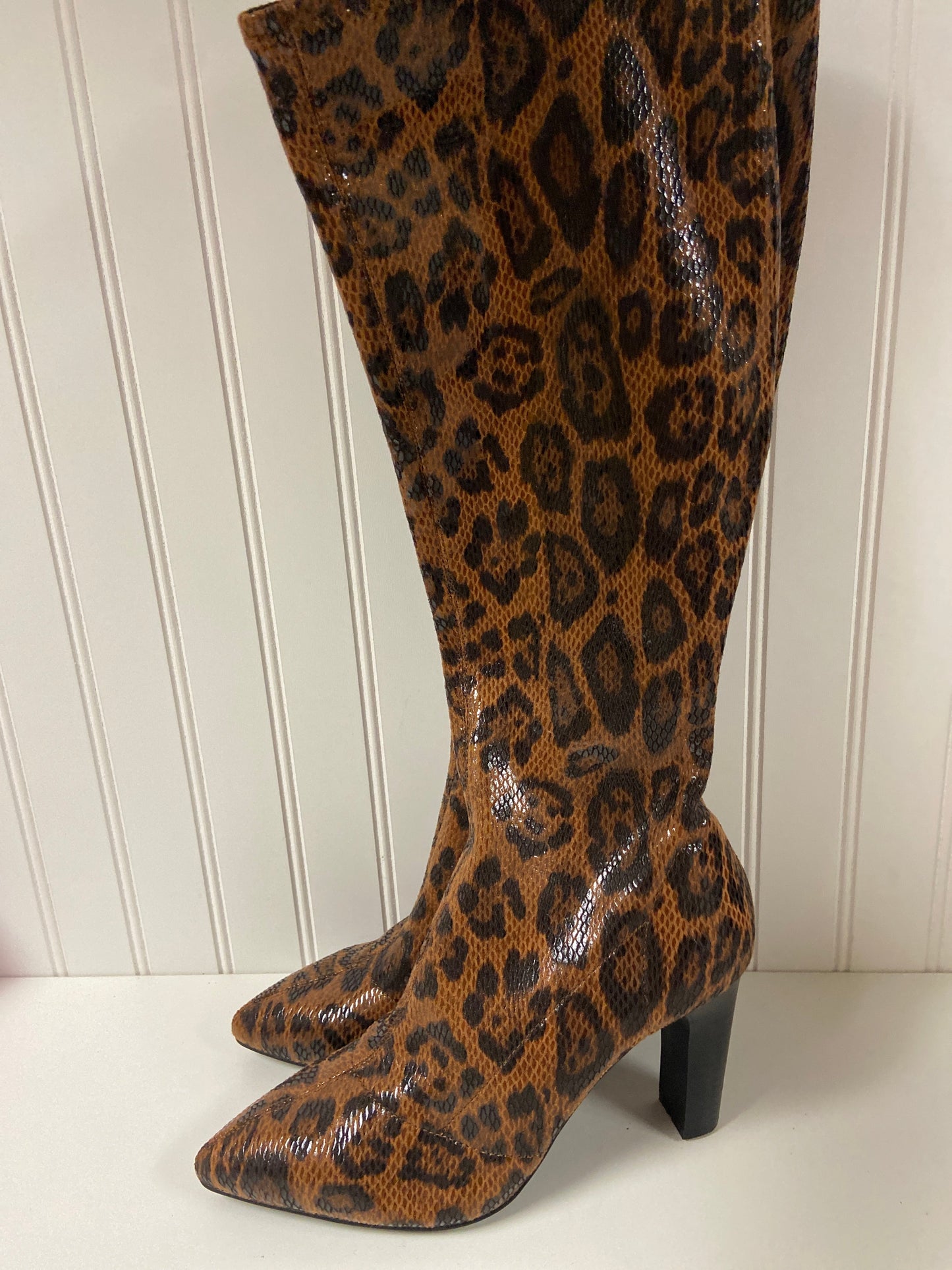 Animal Print Boots Knee Heels Charles By Charles David, Size 9.5