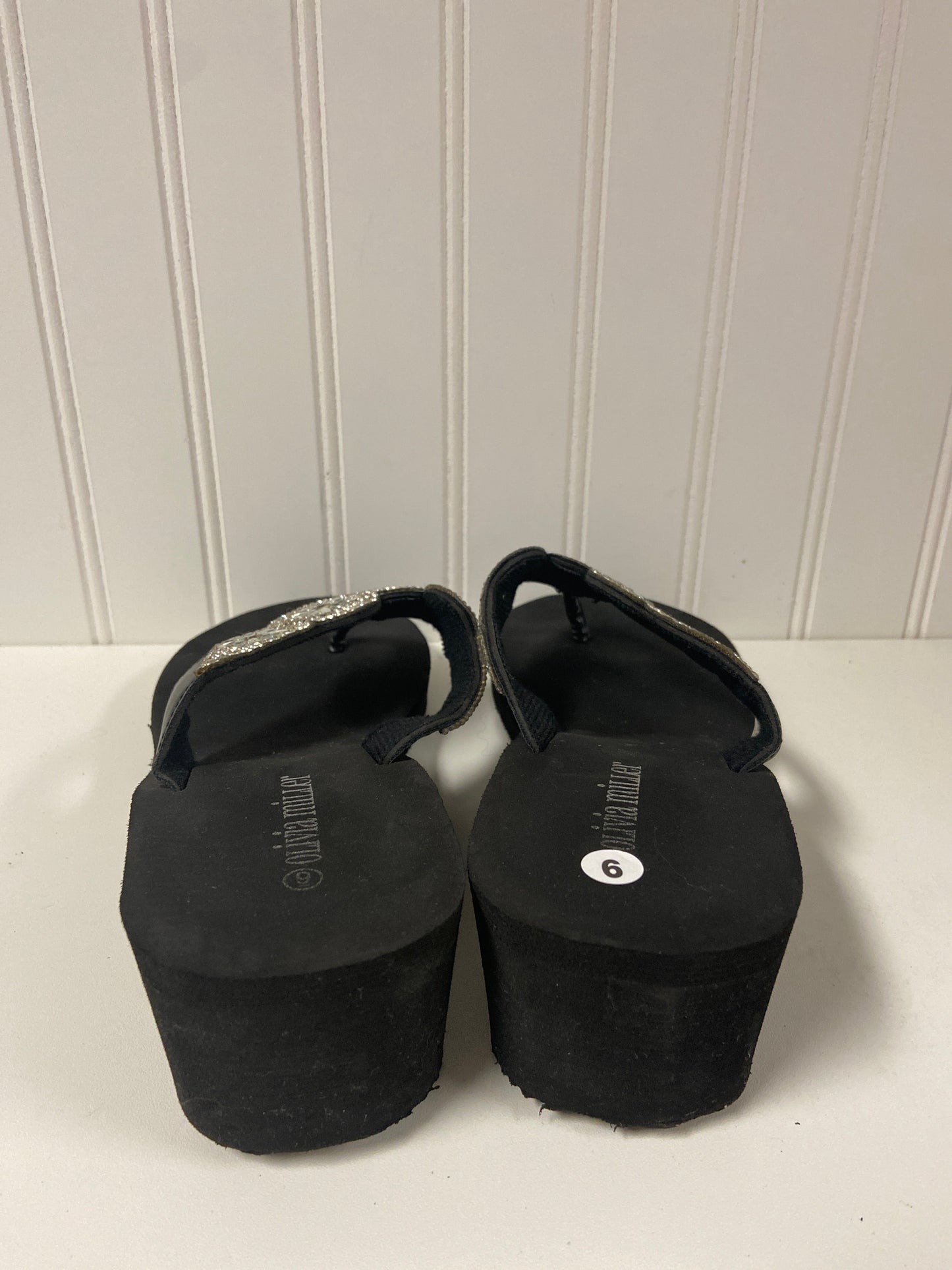 Black Sandals Flip Flops Clothes Mentor, Size 6