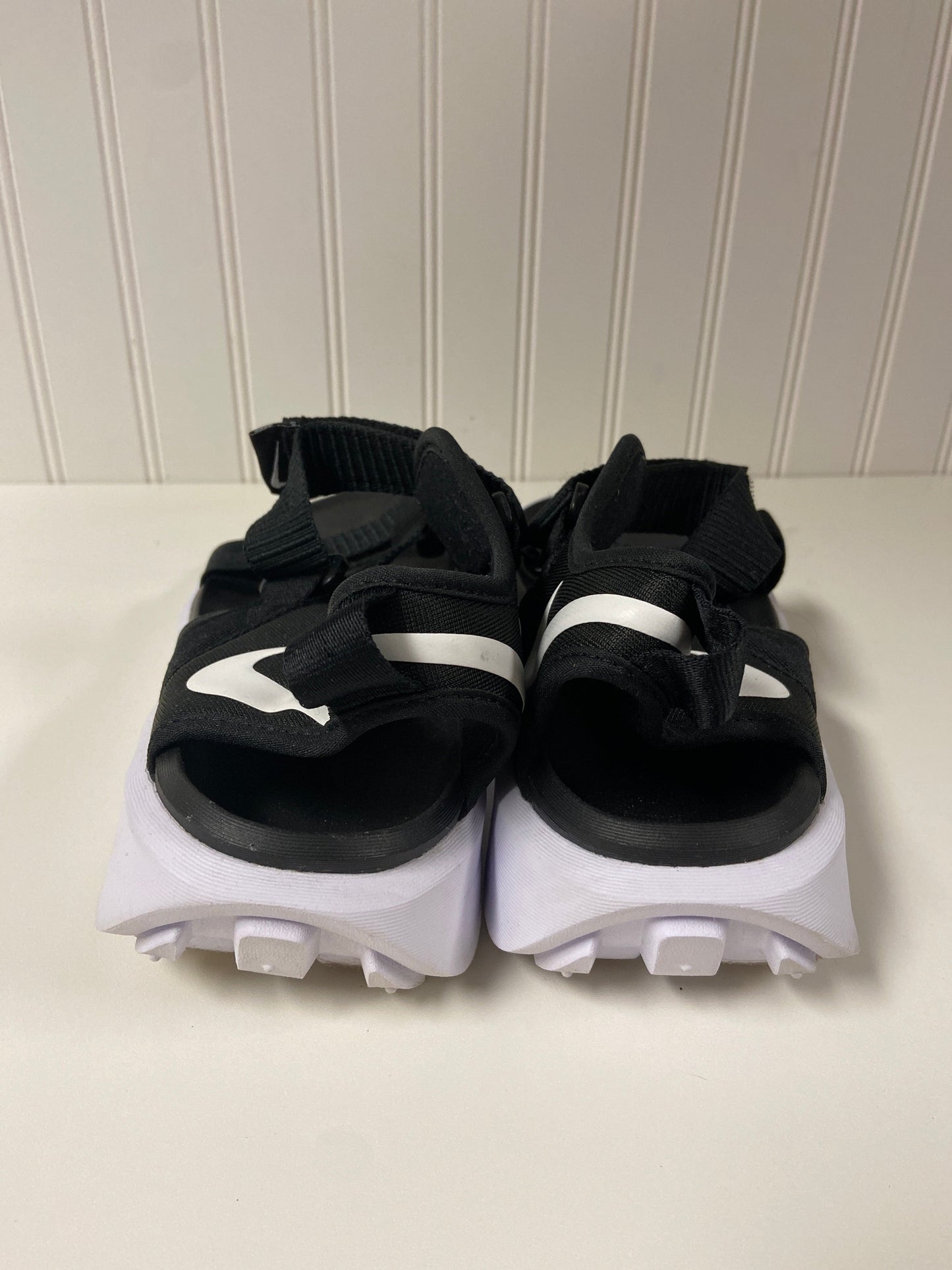 Black & White Sandals Flats Nike, Size 10