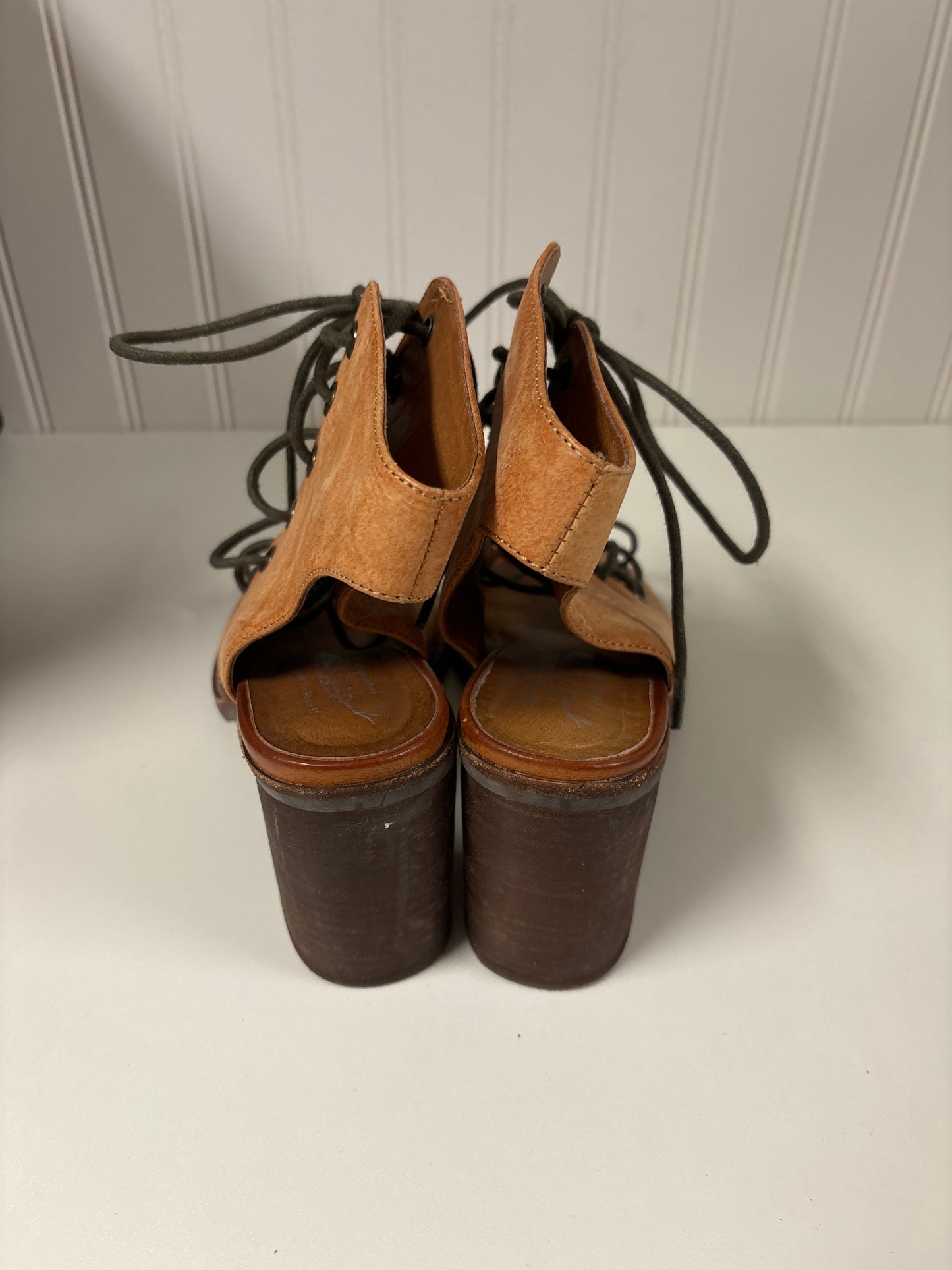 Tan Sandals Heels Block Free People, Size 7