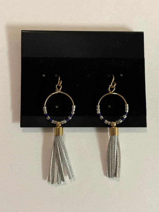 Earrings Dangle/drop By Clothes Mentor, Size: 1