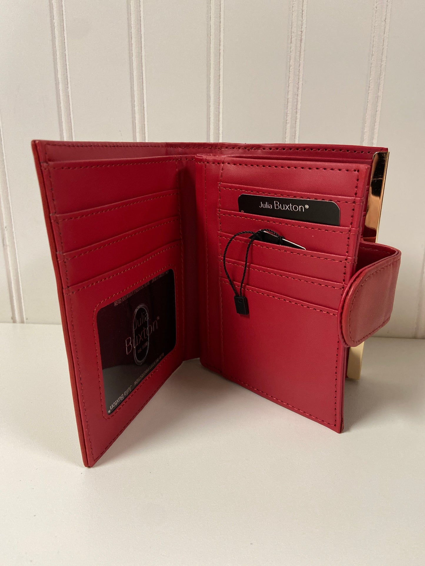 Wallet By Clothes Mentor, Size: Medium