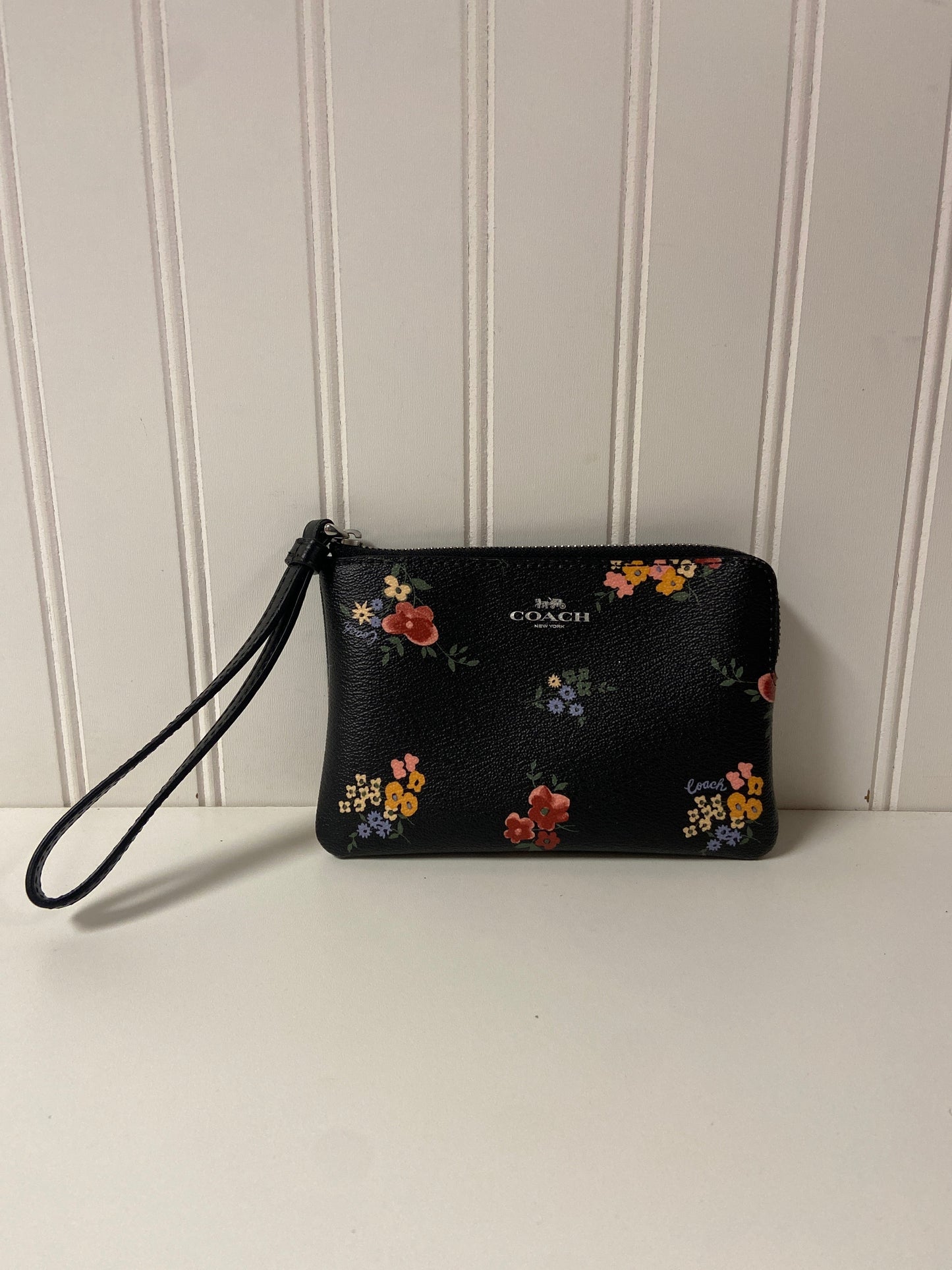 Wristlet Designer By Coach, Size: Medium